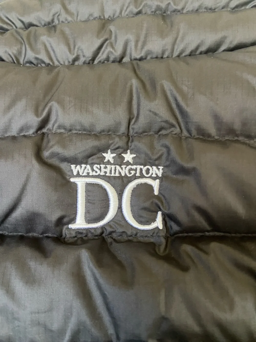 Patagonia Women’s Black Quilted Down Vest with BCG Embroidery NWOT - Picture 3 of 7